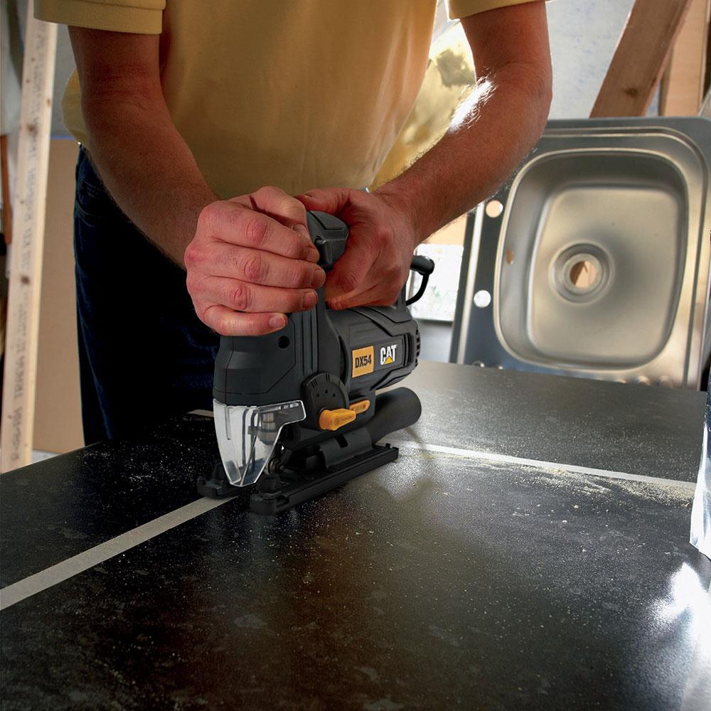 CAT DX54 750Watt Profesyonel Devir Ayarlı Dekupaj Testere - Onivias