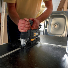 CAT DX54 750Watt Profesyonel Devir Ayarlı Dekupaj Testere - Onivias