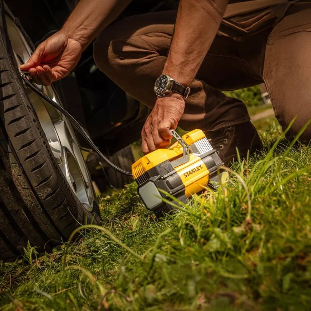 STANLEY SXIF0001 12Volt 150 PSI Dijital Basınç Göstergeli Lastik Şişirme Pompası + Led Lamba - Onivias