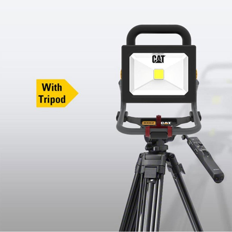 CAT DX62B 18Volt 20W 750/1600 Lumen Professional İki Mərhələli LED Proyektor (Batareya Daxil deyil) 