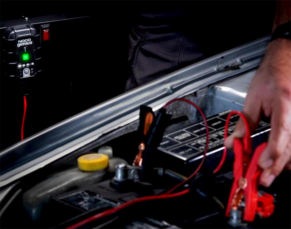 NOCO GENIUS1 6V/12V 30A Ağıllı Batareya Doldurma Cihazı və Batareyaya Baxım/Desulfator