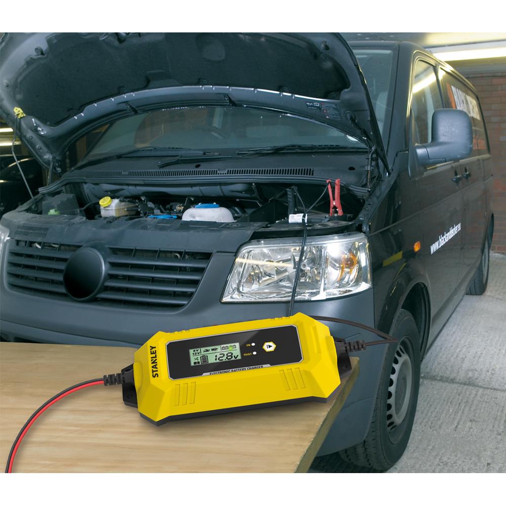 STANLEY SXA26 12V 250A Rəqəmsal Batareya Doldurma Cihazı və Batareyaya Baxım Cihazı