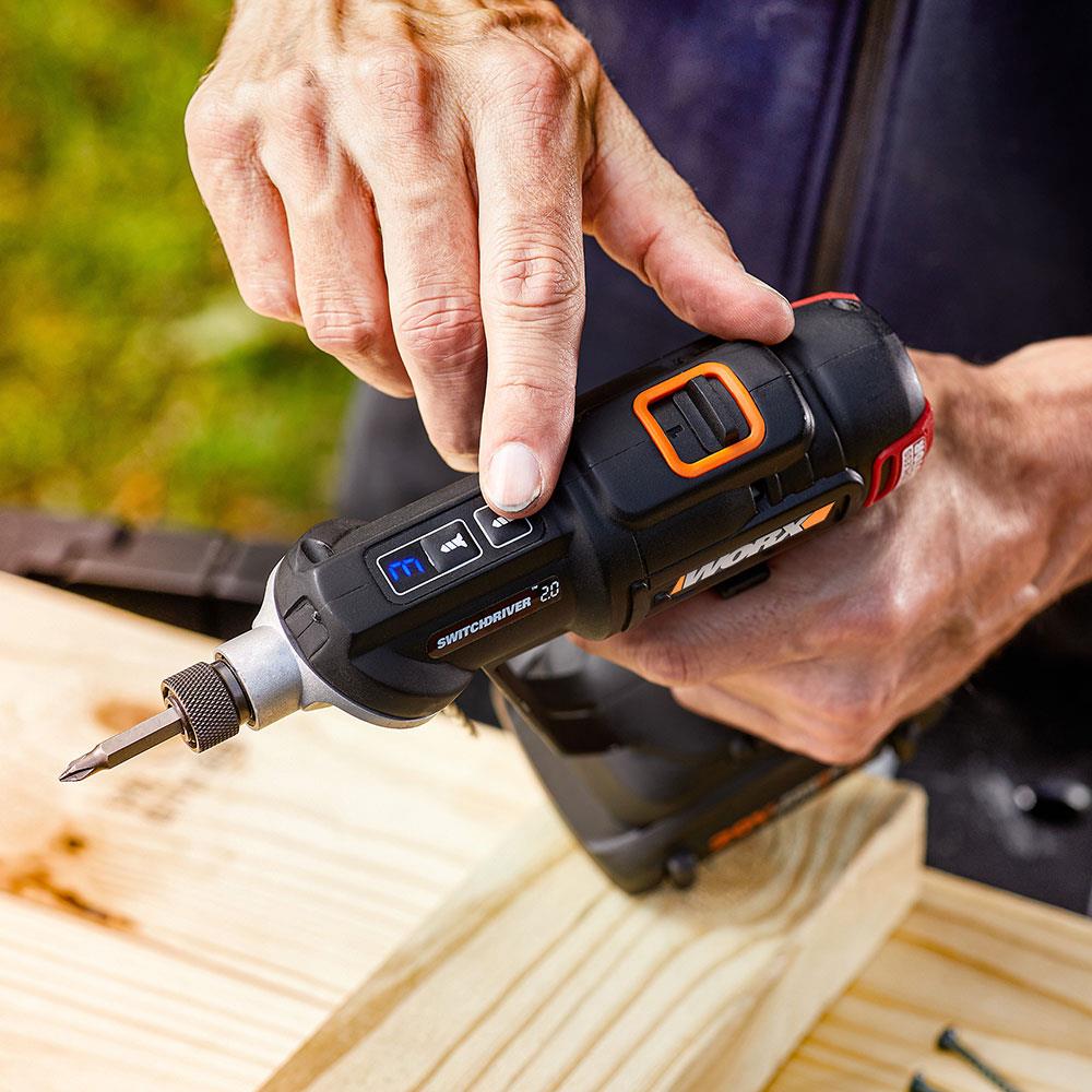 WORX WX177 20Volt/2.0Ah Li - ion Döner Kafa ve Çift Mandrenli Profesyonel Kömürsüz Şarjlı Matkap + 6 Parça Uç - Onivias