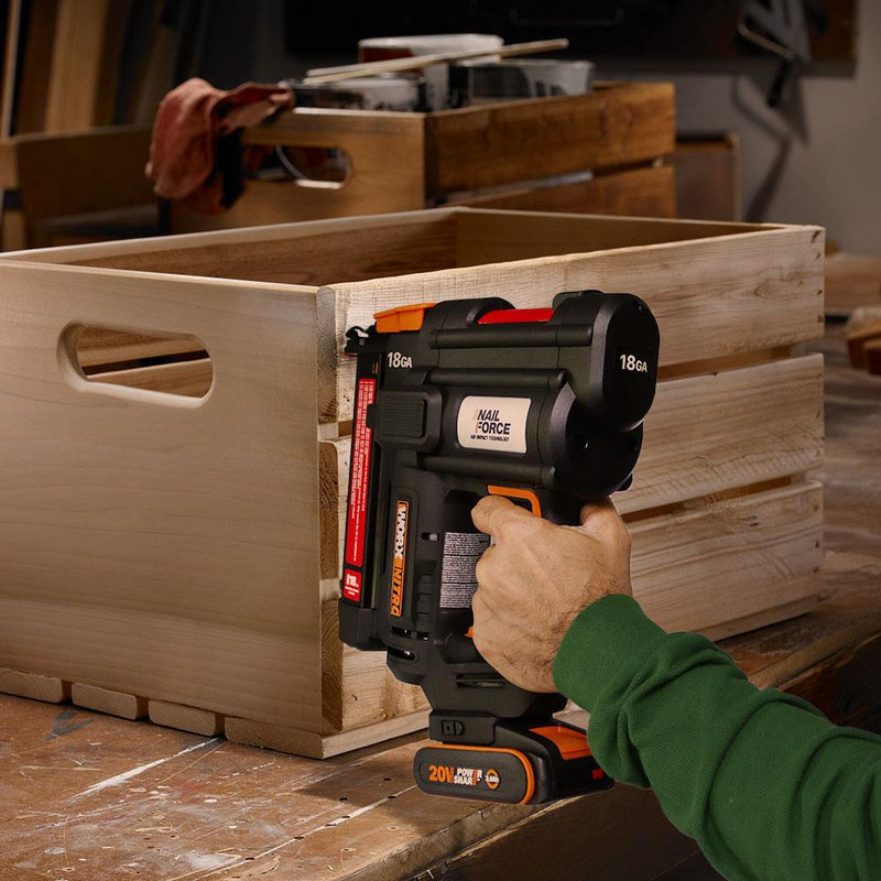 WORX WX844 20Volt/2.0Ah Li-ion 16-40mm Professional təkrar doldurulan ştapel + 2700 ehtiyat ştapel